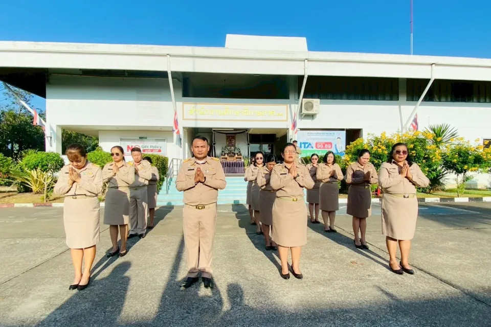 ภาพประกอบข่าว ศธจ.นครราชสีมา จัดกิจกรรมเข้าแถวเคารพธงชาติและร้องเพลงชาติไทย ประจำเดือนมีนาคม 2569