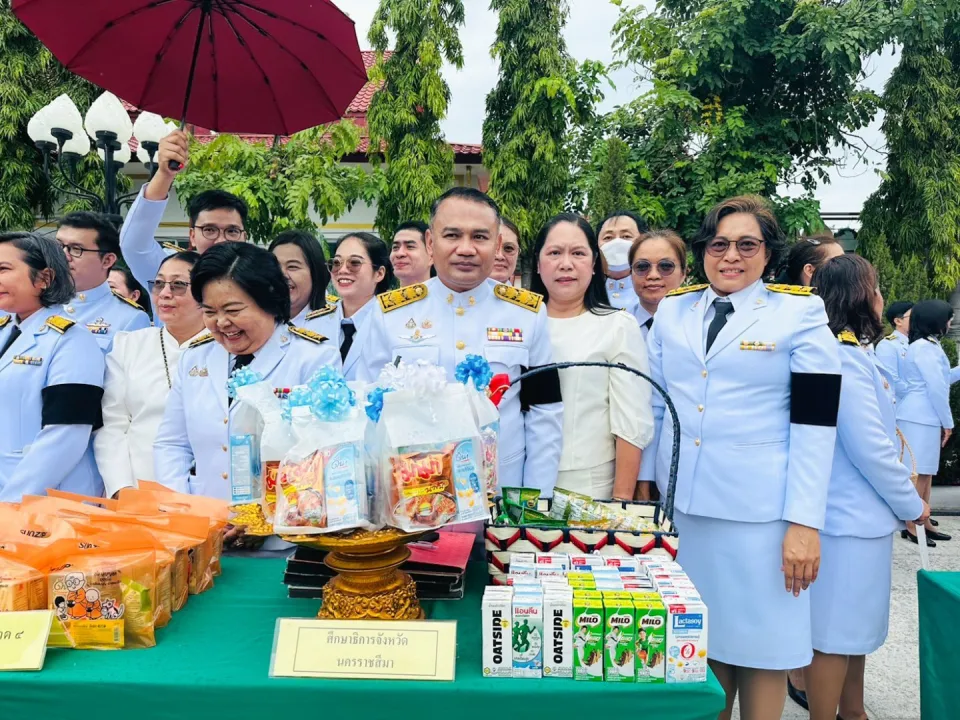 ภาพประกอบข่าว ศธจ.นครราชสีมา ร่วมกิจกรรมเนื่องในวันคล้ายวันพระราชสมภพสมเด็จพระบรมราชชนนีพันปีหลวง