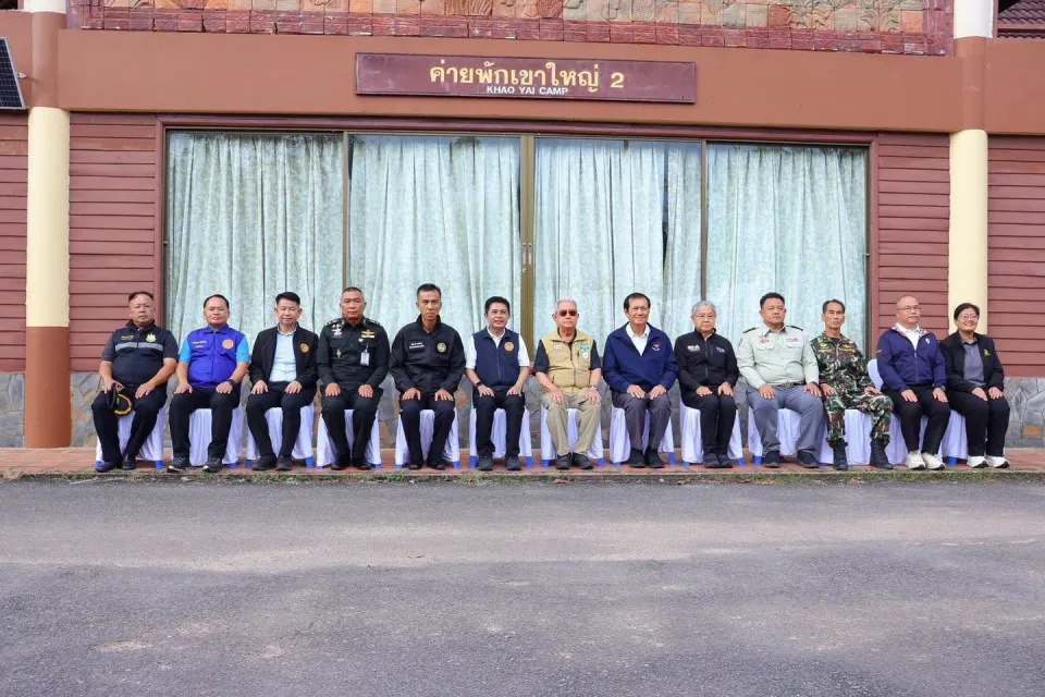 ภาพประกอบข่าว ศธจ.นครราชสีมา ร่วมพิธีเปิดค่ายอนุรักษ์ทรัพยากรธรรมชาติและสิ่งแวดล้อม “สานใจไทย สู่ใจใต้…