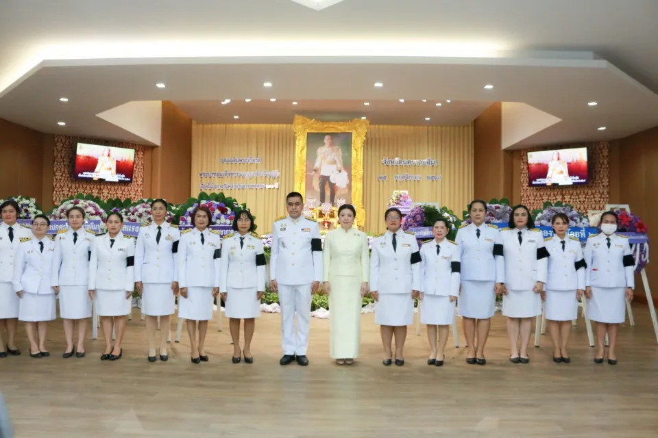 ภาพประกอบข่าว ศธจ.นครราชสีมา ร่วมพิธีวางพวงมาลาและถวายราชสดุดี เนื่องใน “วันสมเด็จพระมหาธีรราชเจ้า”…