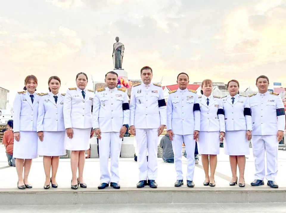 ภาพประกอบข่าว ศธจ.นครราชสีมา ร่วมพิธีเจริญพระพุทธมนต์และทำบุญตักบาตร เนื่องในวันคล้ายวันยุทธหัตถีสมเด็จพ…
